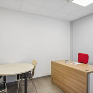 Bureau privé 20 m² 3 postes Location bureau Rue Pascal Meaux 77100 - photo 6